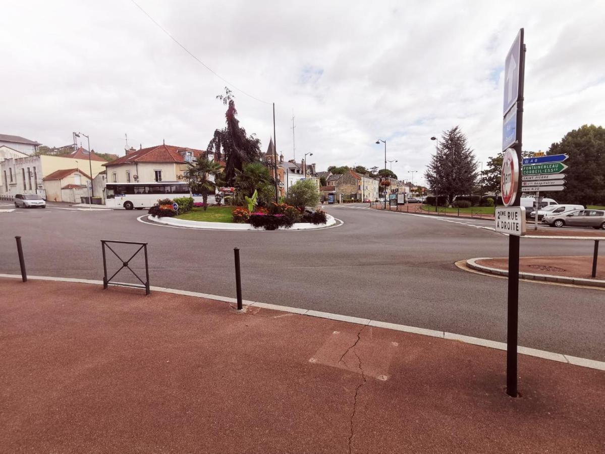Appartement Pres De La Gare Rer C-Spacieux 4 Pieces Étampes Eksteriør billede